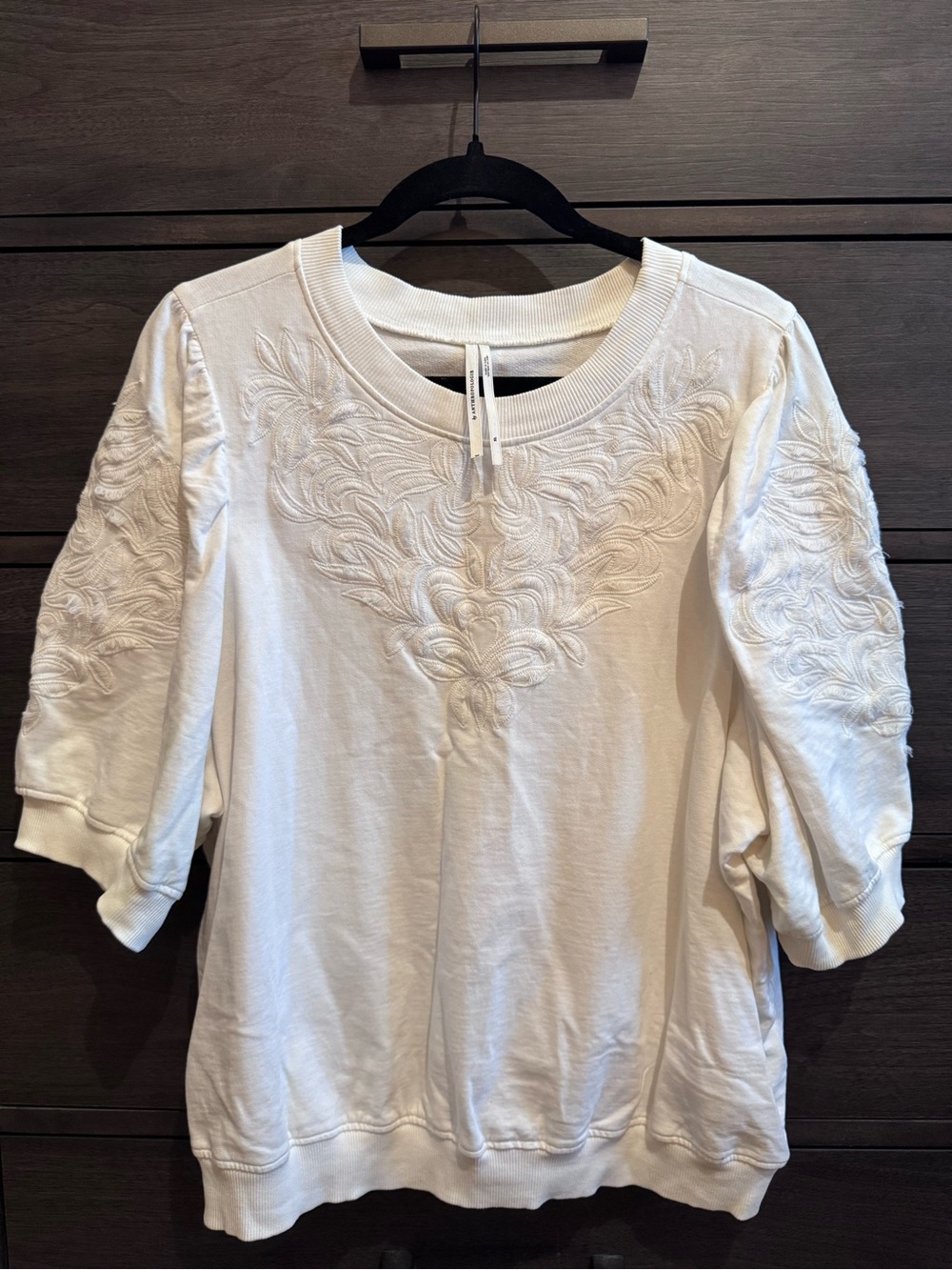 Anthropologie Women's White Embroidered Puff Sleeve Sweatshirt Top